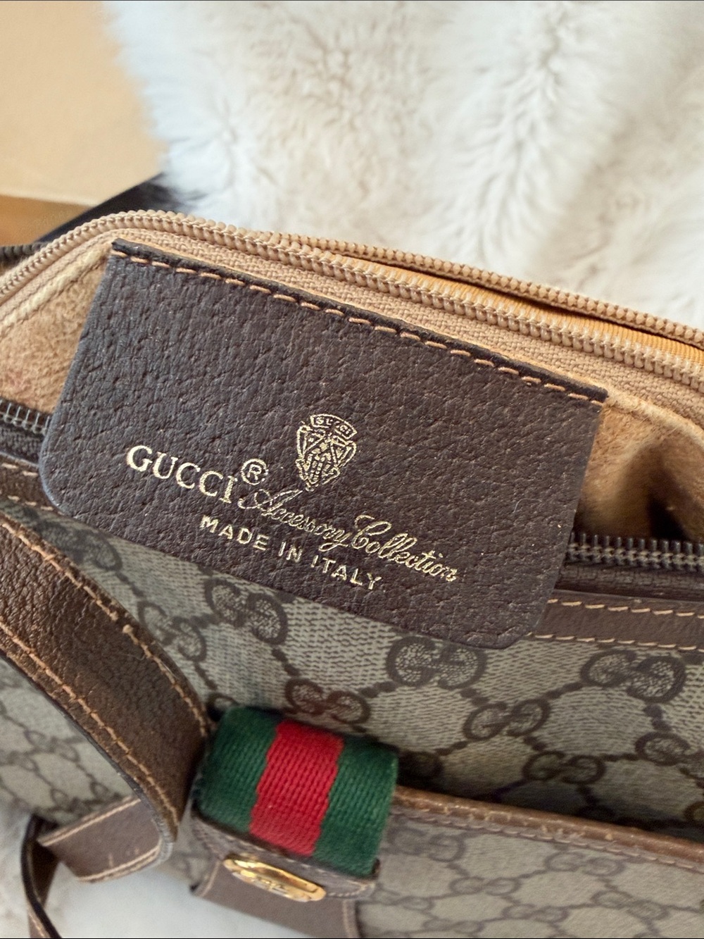 Gucci Brown GG Canvas Crossbody with Green-Red Web Detail Authentic!! Vintage - Picture 11 of 16